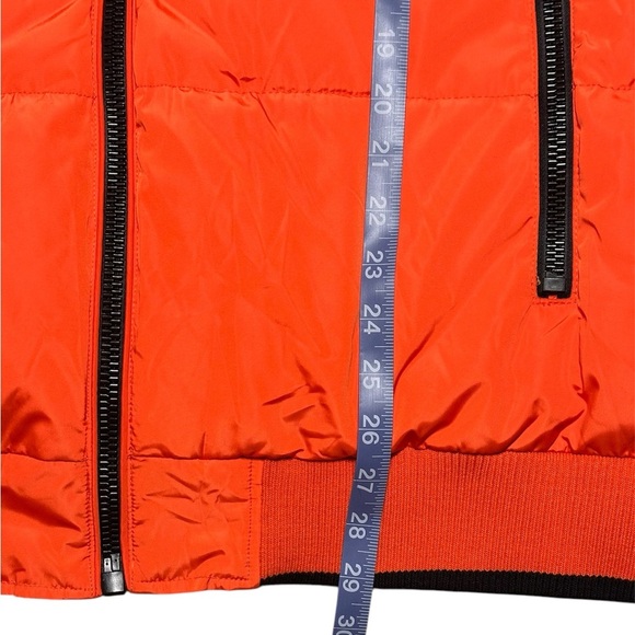 Guess Puffer Vest Mens Size XXL 2XL Hooded Quilted Orange Style # 119AP541 EAC - Picture 8 of 10